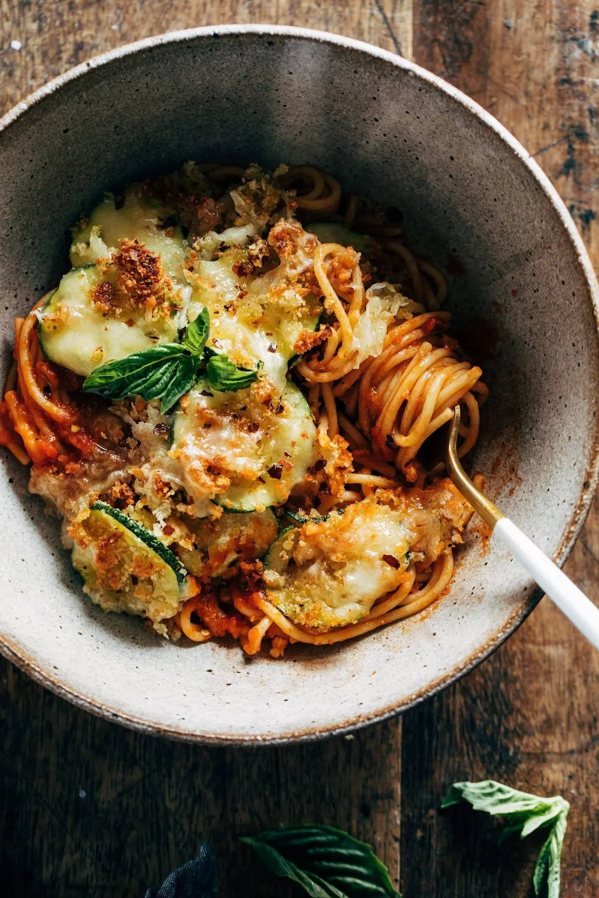 Spaghetti with Crispy Zucchini Recipe - Pinch of Yum