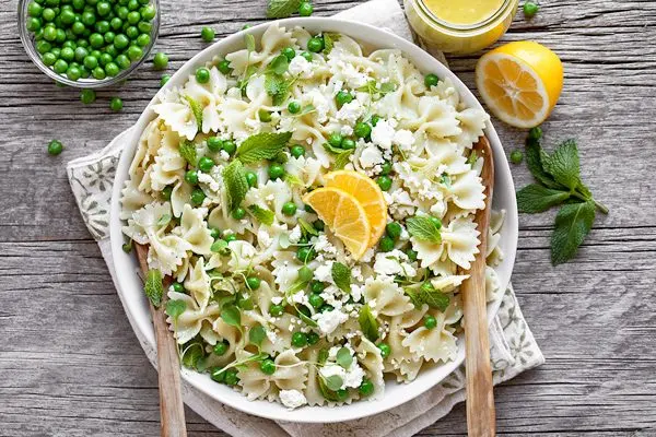 Bow Tie Pasta Salad with Lemon Vinaigrette | The Cozy Apron