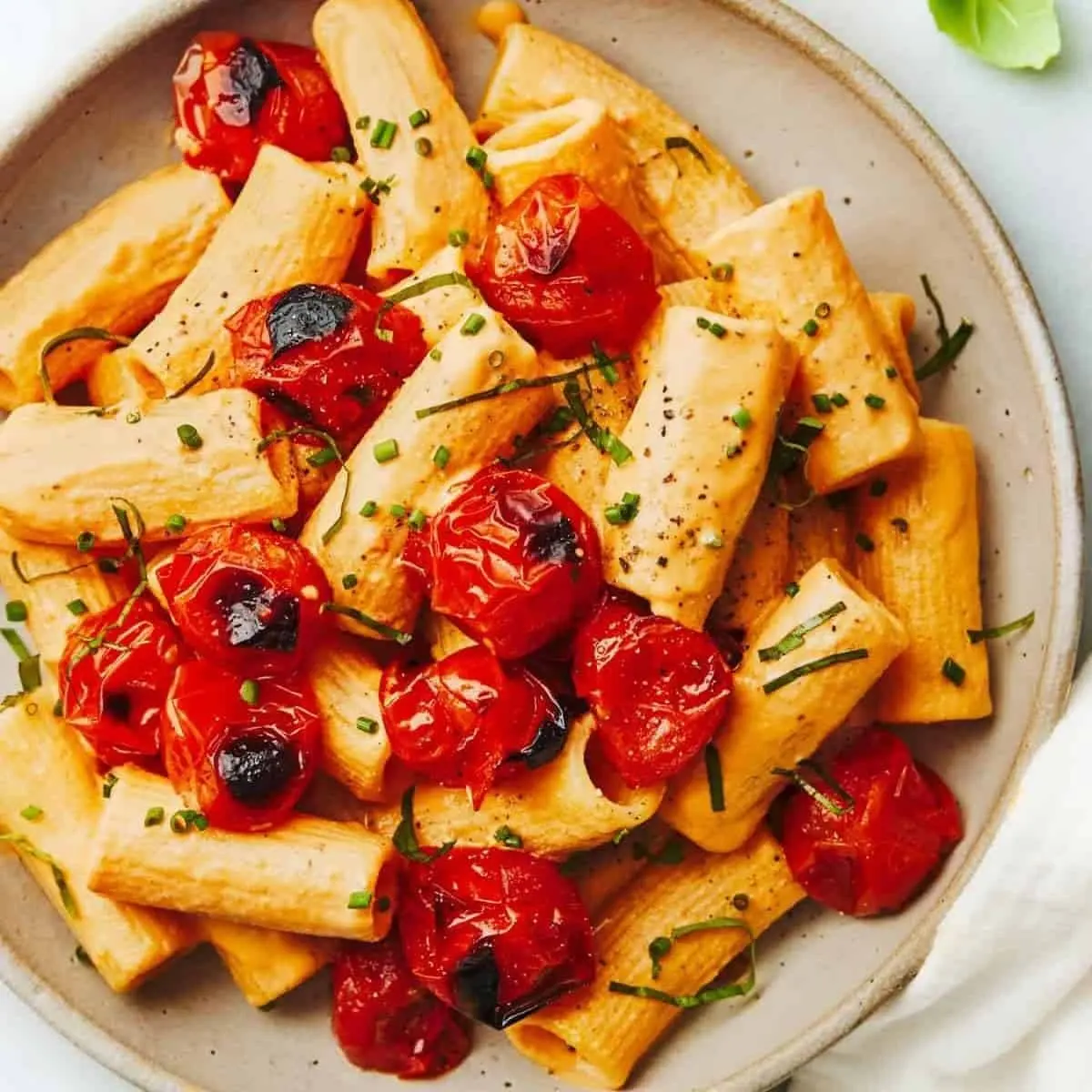 Creamy Vegan Red Pepper Pasta with Blistered Tomatoes Recipe