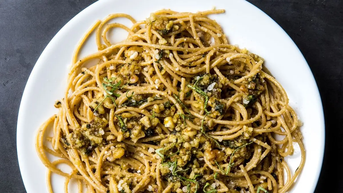 Make This Pasta When You Swear There's Nothing in the Fridge