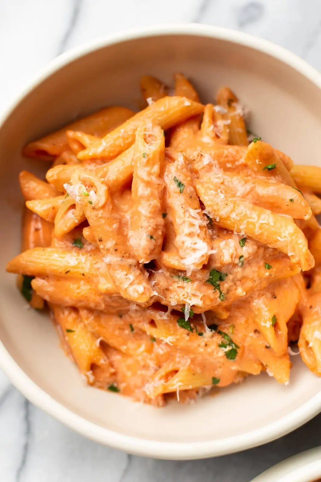 Super Easy Creamy Tomato Pasta