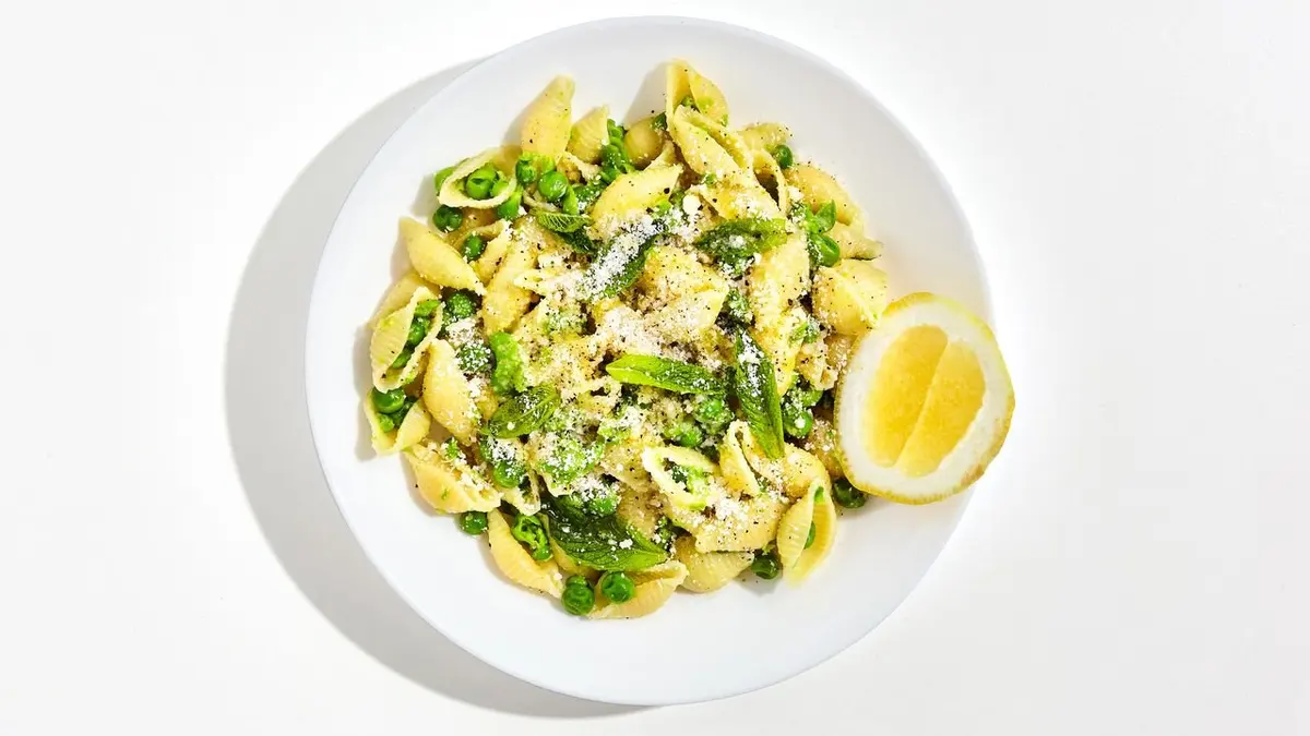 Creamy One-Pot Pasta with Peas and Mint