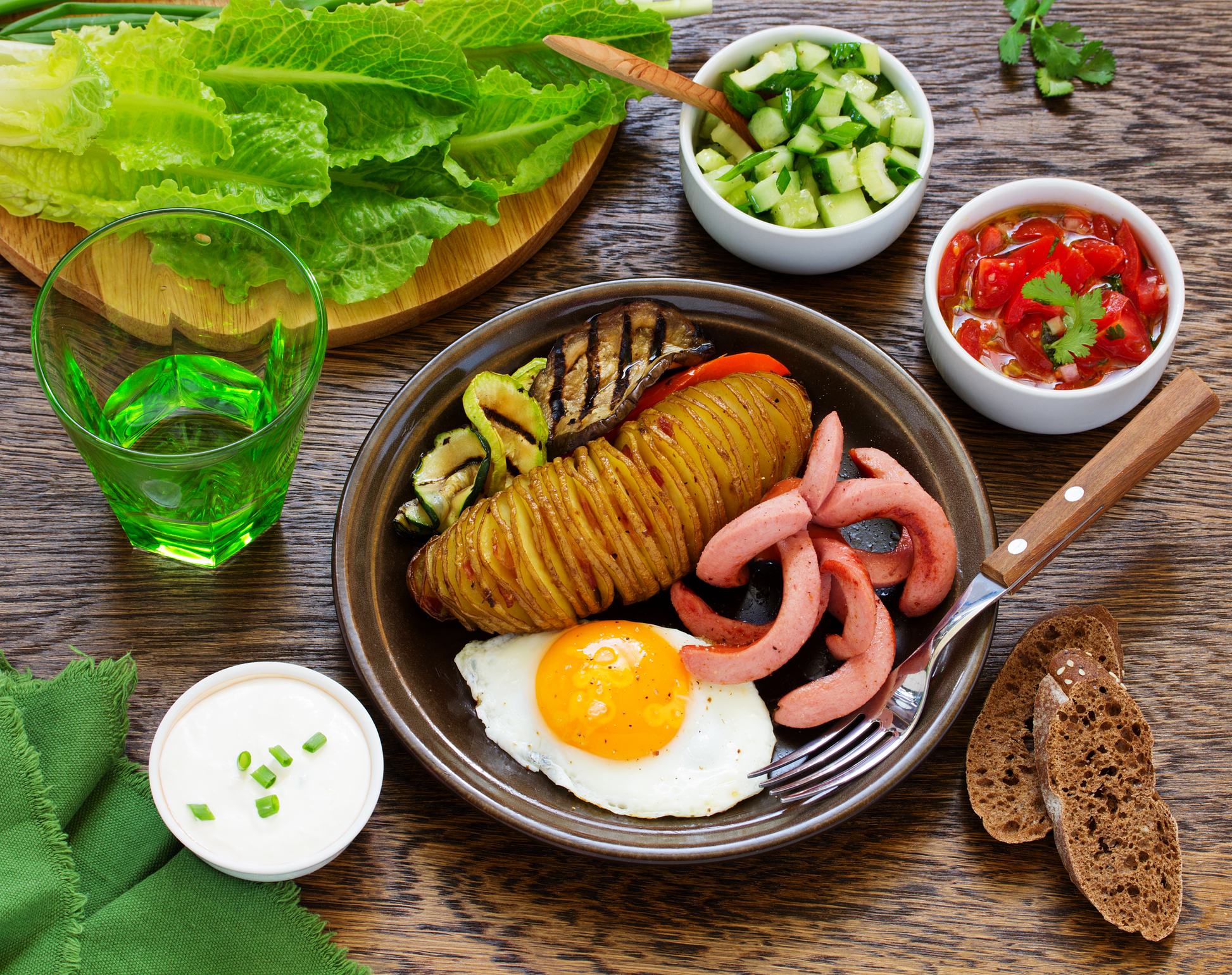 Accordion Potatoes Stuffed With Sausage And Eggs