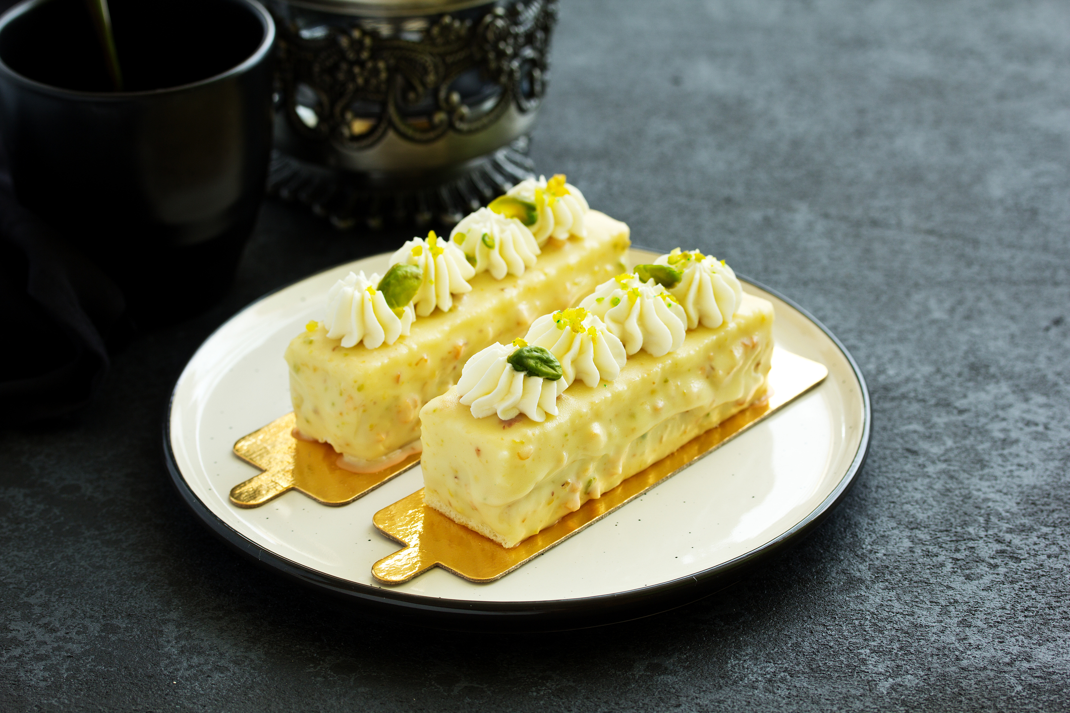 Caramel Banana Cake with Crunchy Nut Glaze