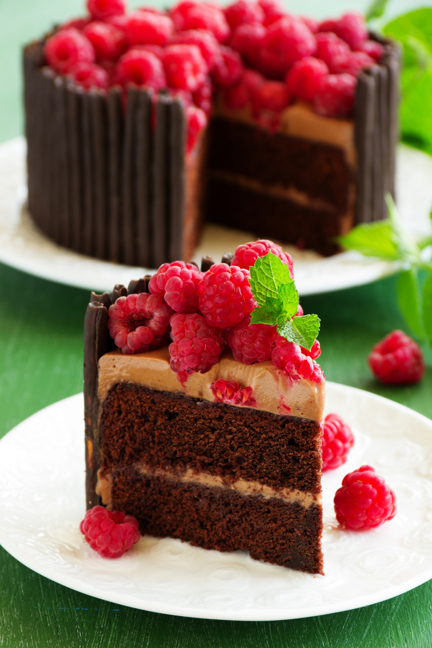 Easy Chocolate Raspberry Cake Recipe for Beginners