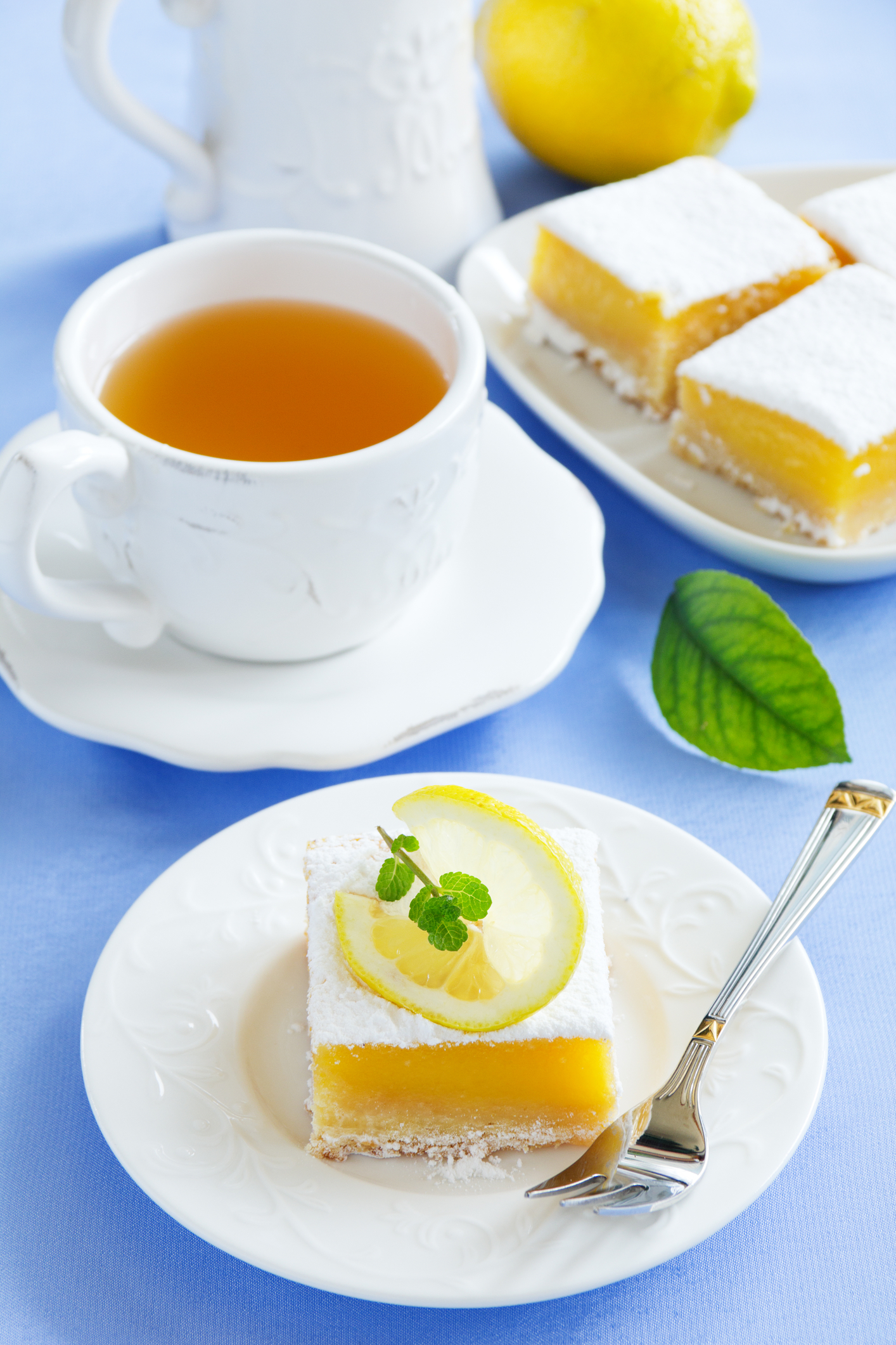 Easy Lemon Bars Zesty Cookie Cake Treat