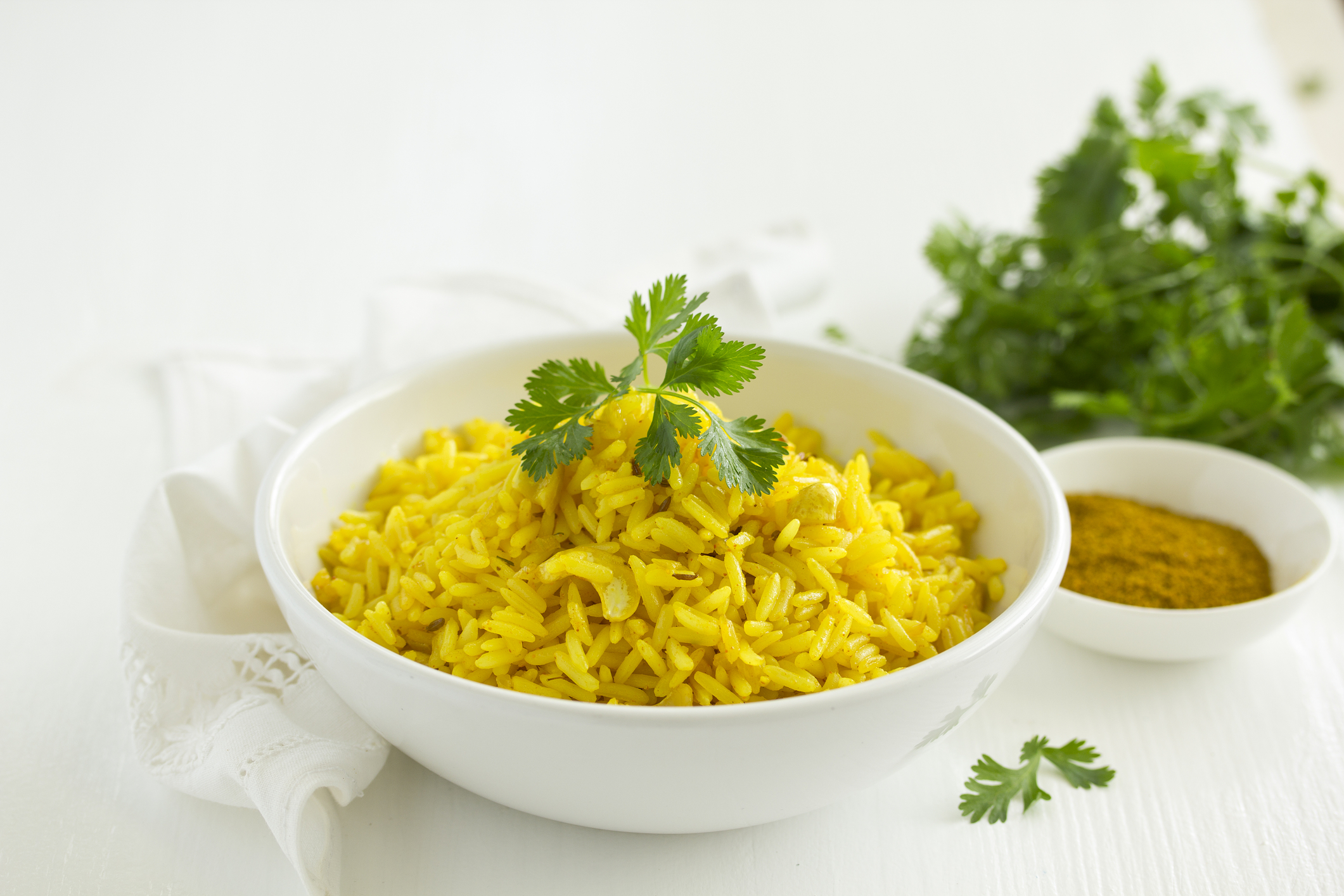 Easy Vegetarian Curry Rice with Crunchy Cashews