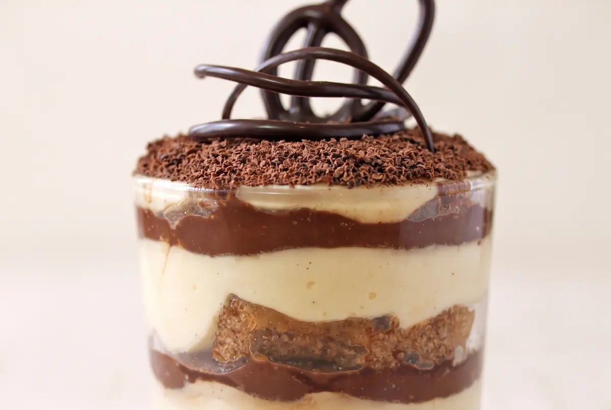 Ultimate Chocolate Tiramisu Recipe (No-Bake Italian Dessert) Ultimate Chocolate Tiramisu Recipe (No-Bake Italian Dessert)