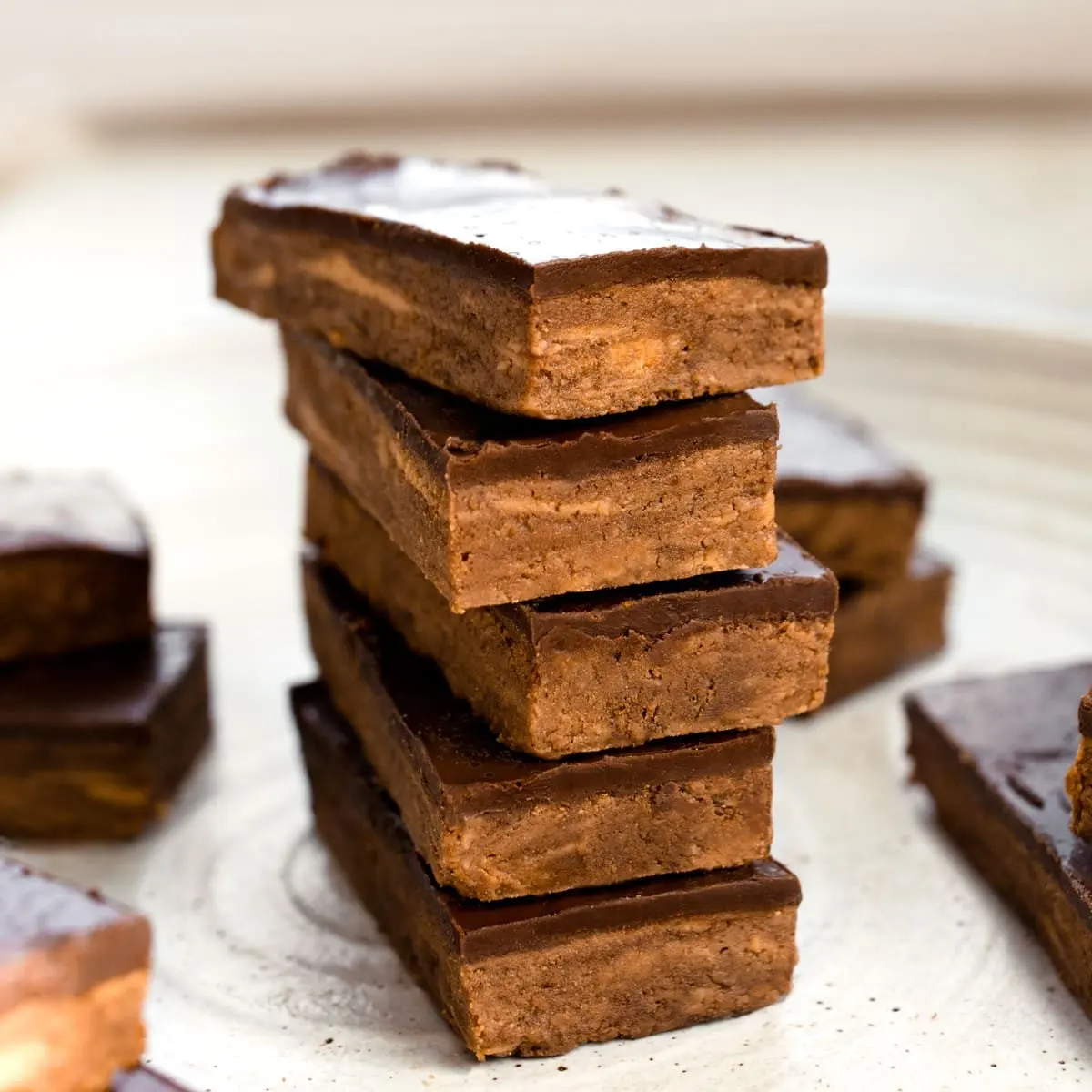 Chocolate Protein Bars - Easy 5 Ingredient Recipe!