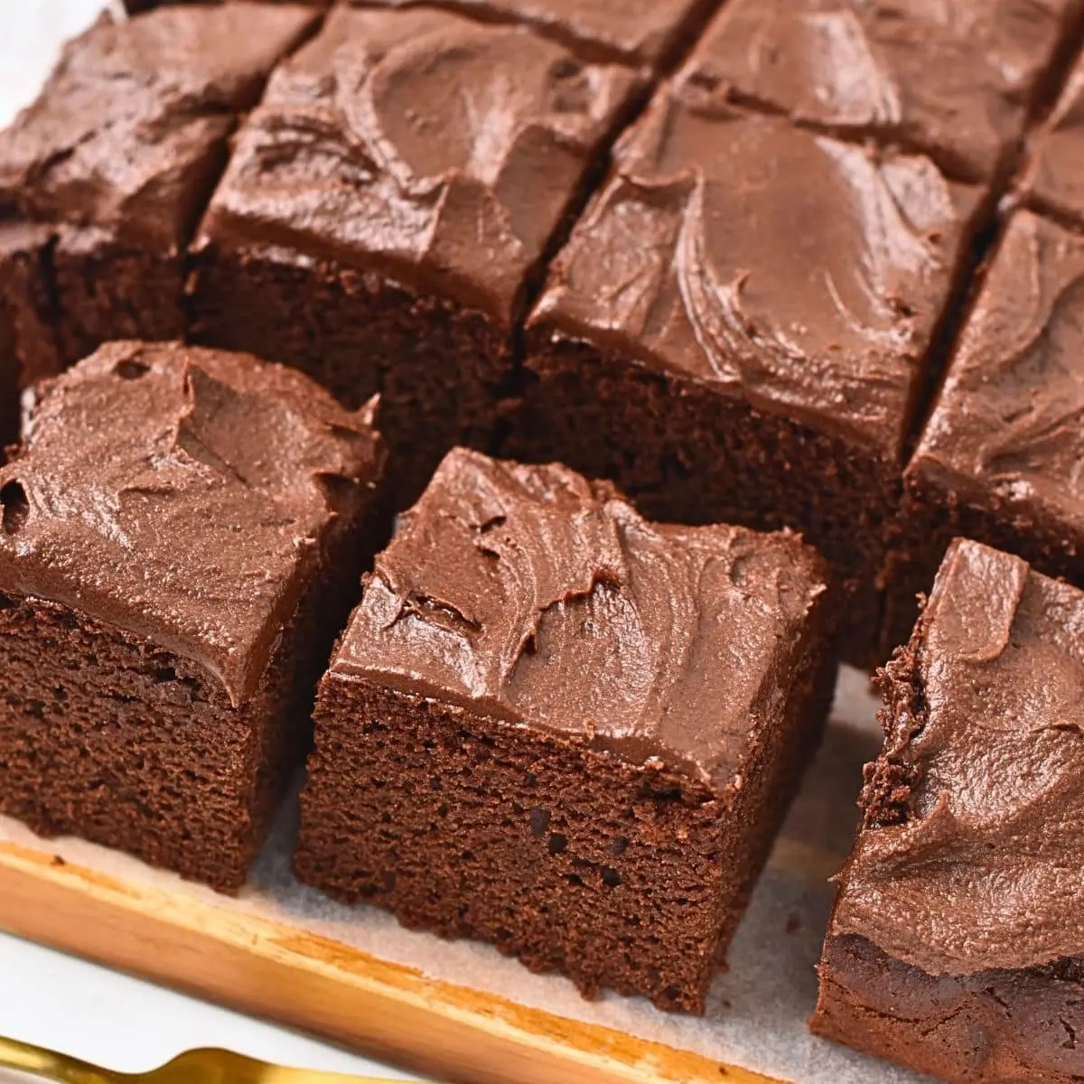 Chocolate Protein Cake (No Protein Powder, No Eggs, 10g Protein)