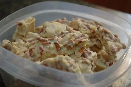 Pretzel Peanut Bark Recipe