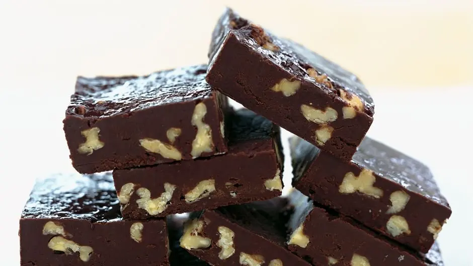 Bittersweet Chocolate and Walnut Fudge Recipe