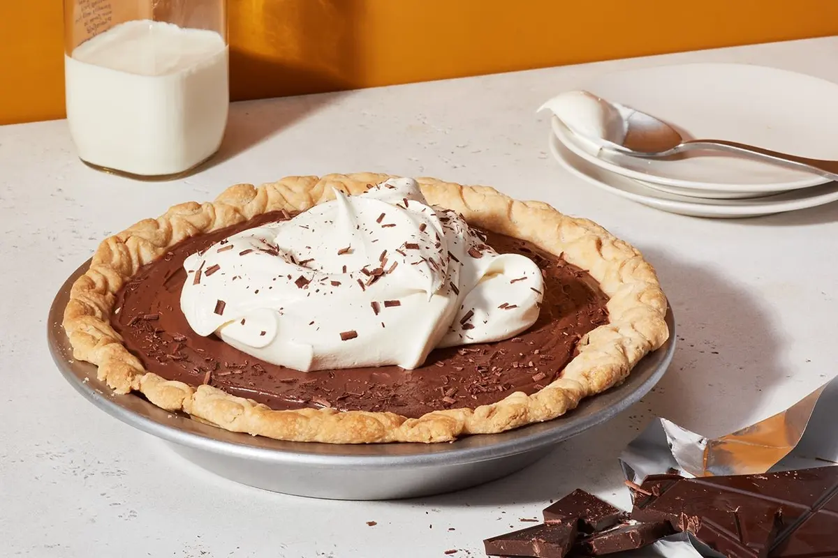 Classic Chocolate Cream Pie Recipe