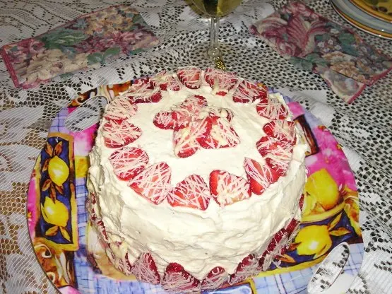 Lisa's White Chocolate Strawberry Mousse Cake recipe