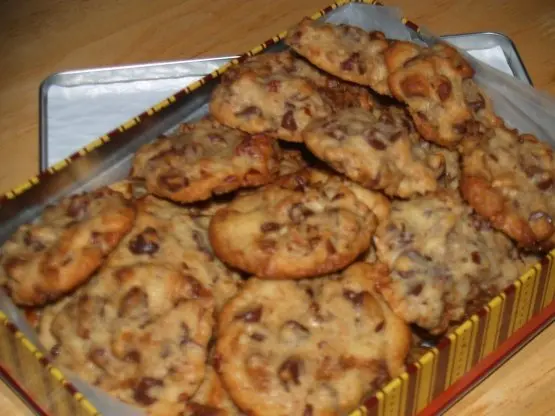 Nickeys Chocolate Chip Pecan Cookies