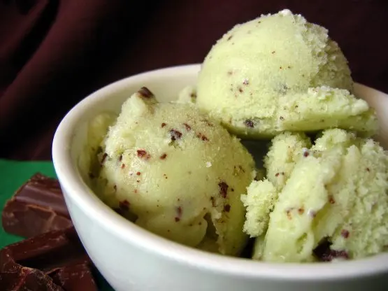Mint-Chocolate Chip Ice Cream Recipe