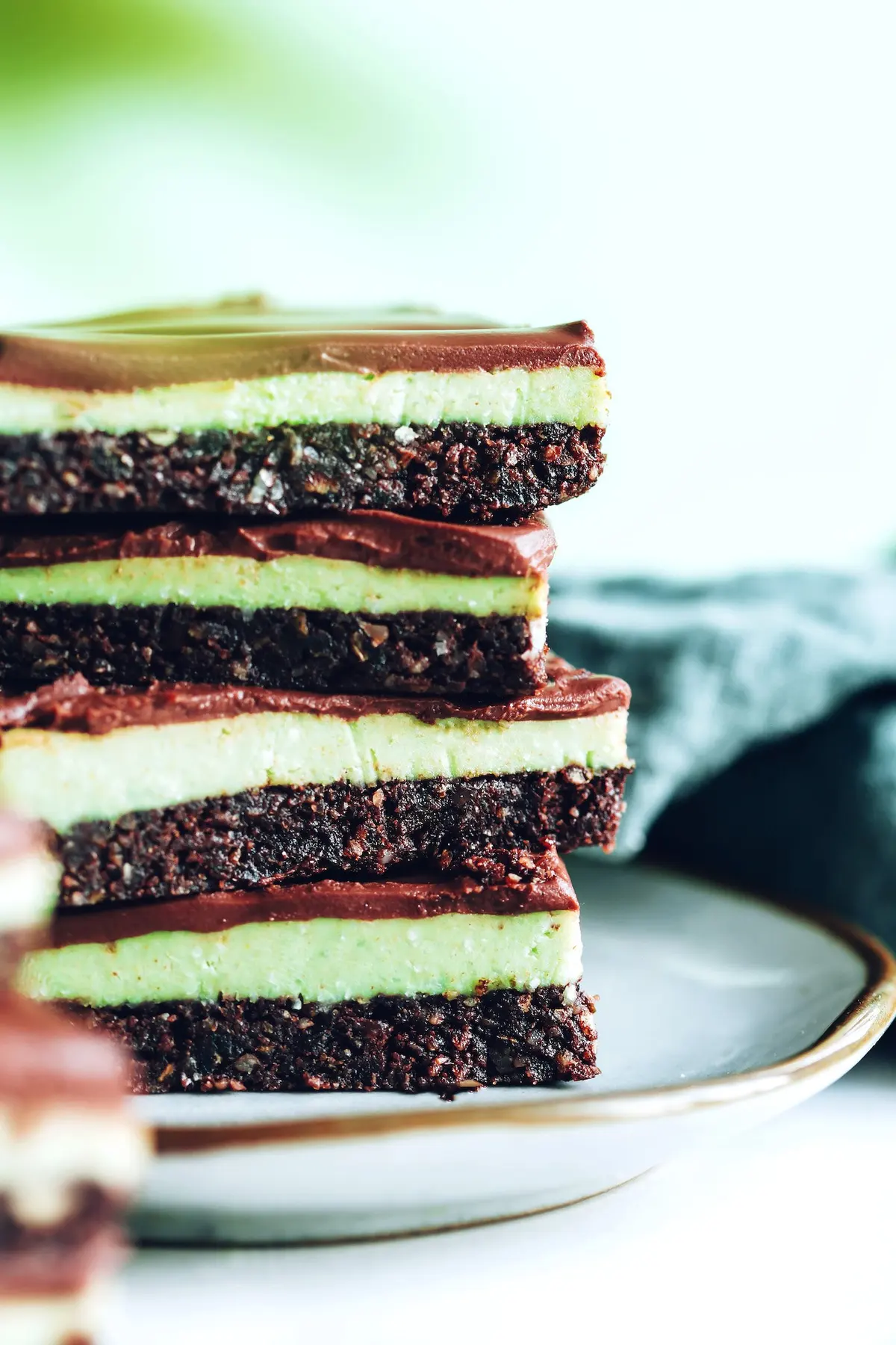 No-Bake Mint Chocolate Brownie Bars