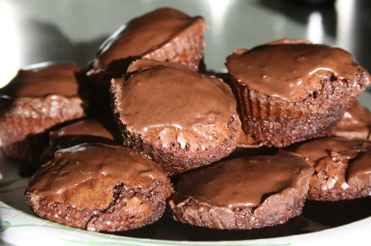 Warm Double-Chocolate Brownie Cakes