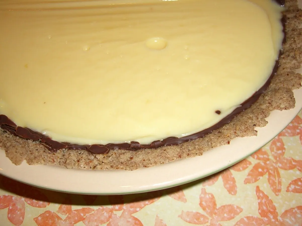 Grapefruit Custard Tart With Chocolate-Pecan Crust