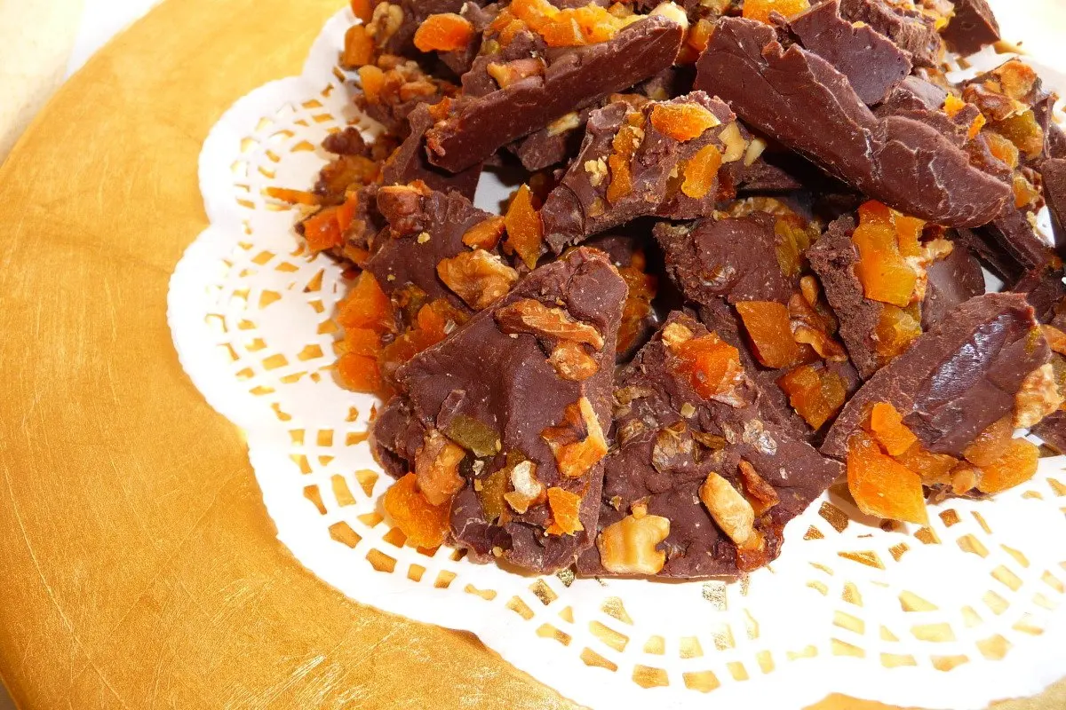 Fruity Cinnamon Nut Chocolate Bark